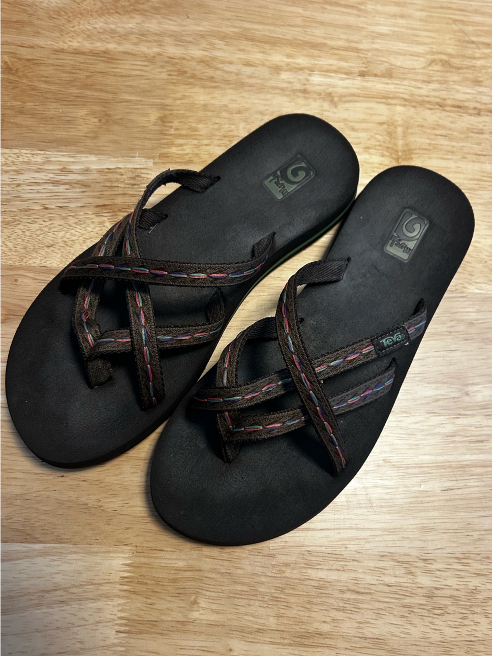 Teva Women's Olowahu Flip Flops Sz 7